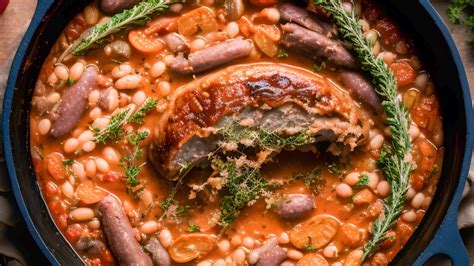  Cassoulet!:  A Hearty French Dish Packed with Savory Flavor and Rustic Charm