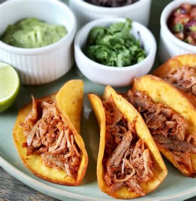  Cochinita Pibil: Pehmeä ja Mehevä Sika Ruokii Sielua!